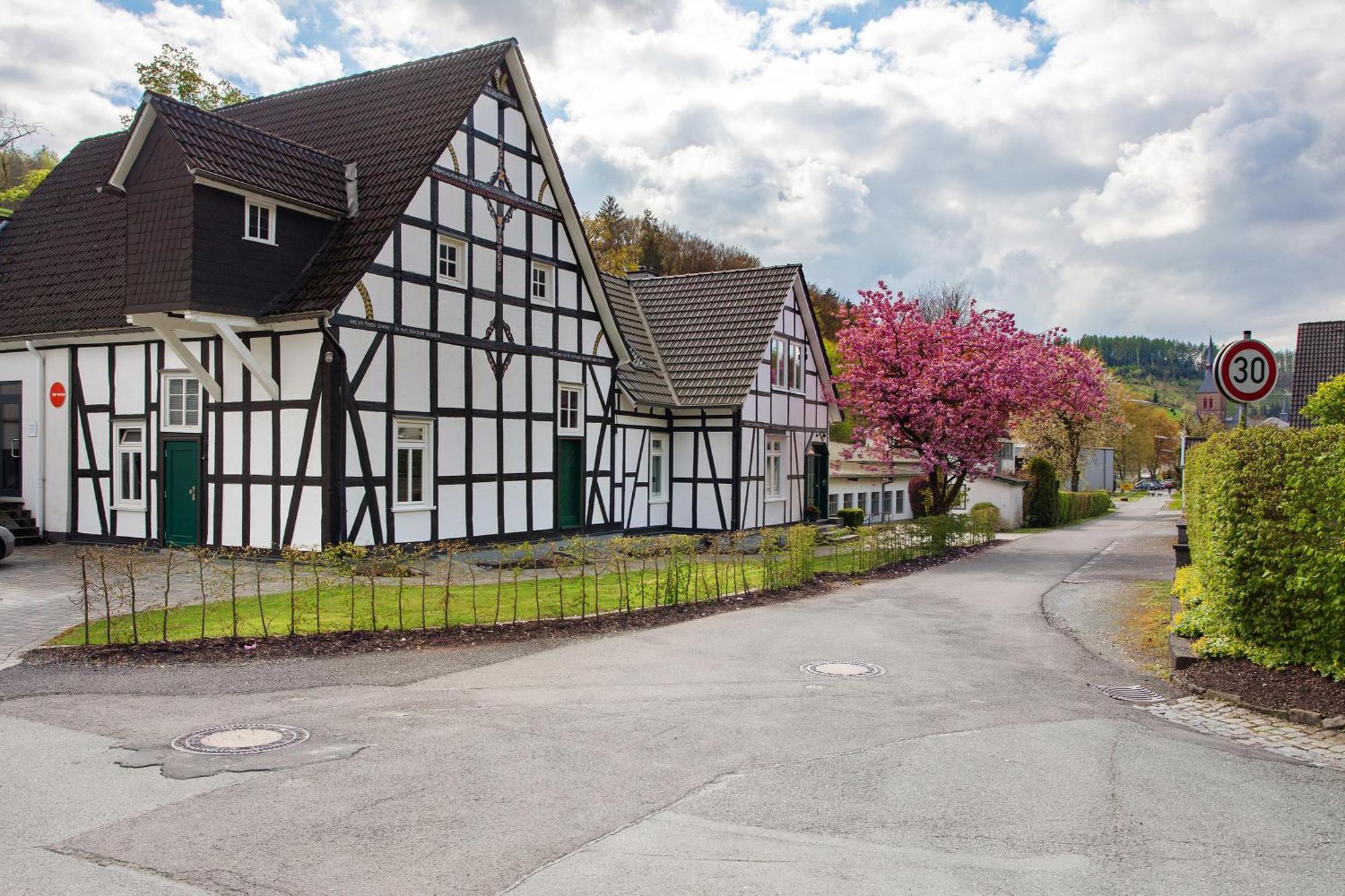 Gut Vasbach Ferienwohnungen Kirchhundem Esterno foto