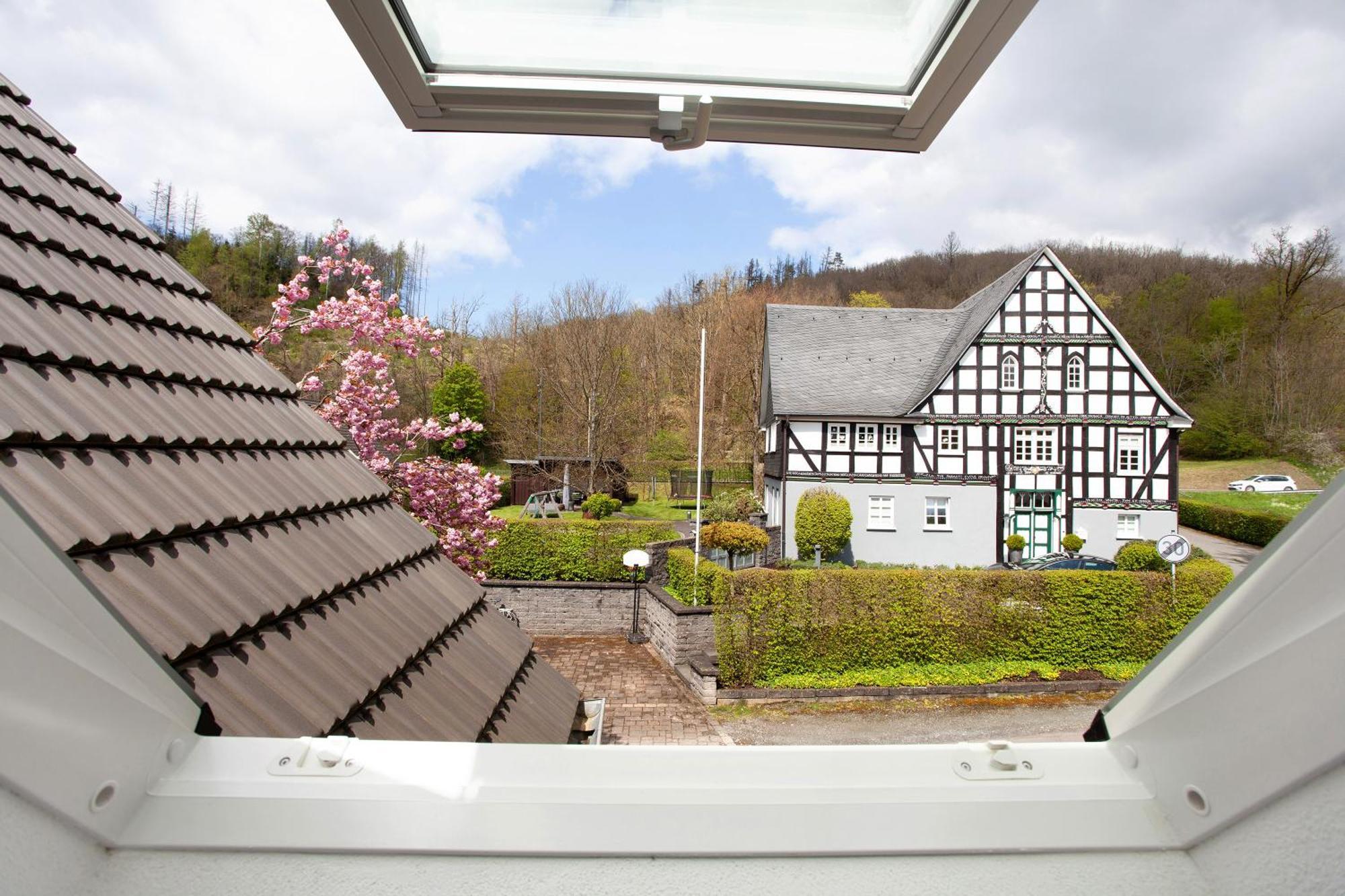 Gut Vasbach Ferienwohnungen Kirchhundem Esterno foto